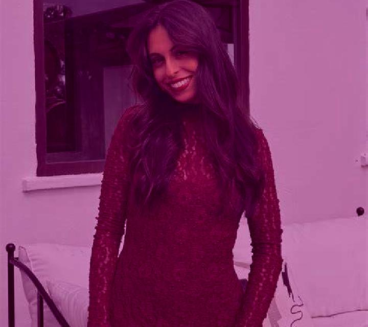 Adriana 2 Salas escort