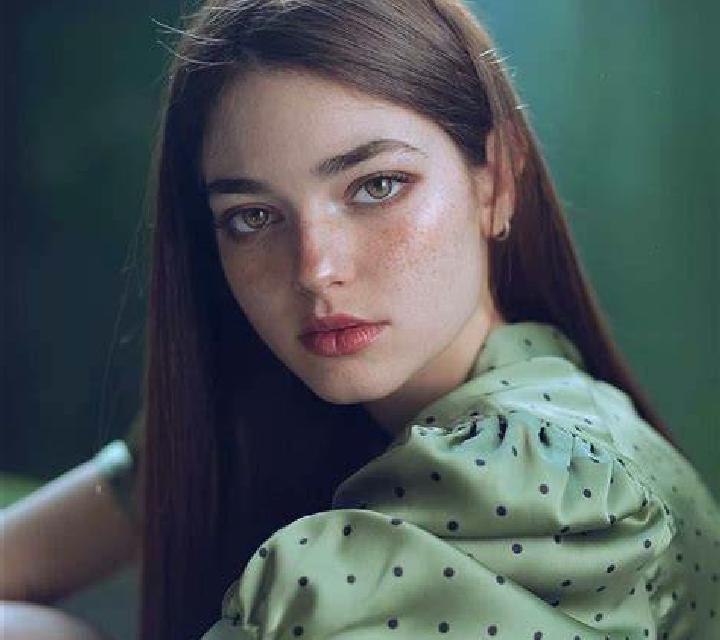 Adriana Huesa del Comun escort