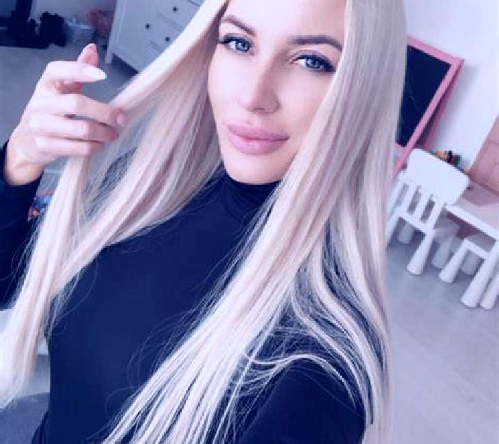 Aitana Arroyomolinos de la Vera escort