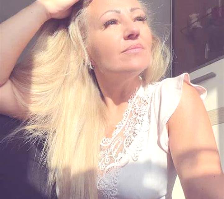 Alba 2 Minglanilla escort