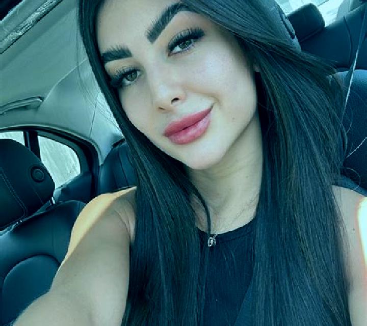 Alejandra Benalua de Guadix escort