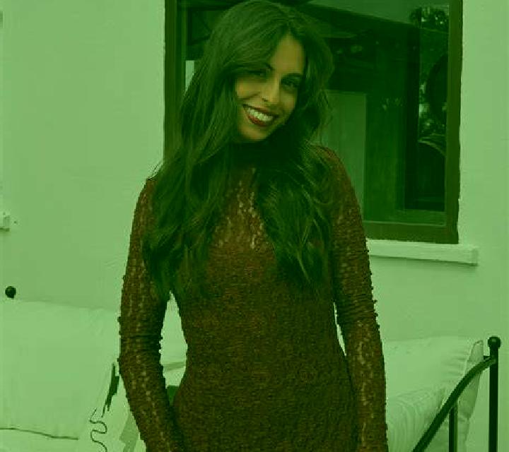 Alejandra Olmillos de Muno escort