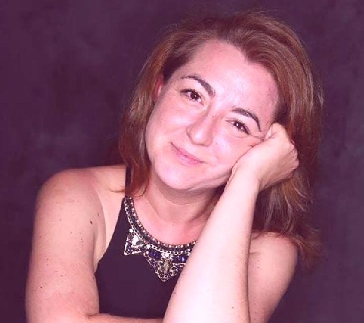 Alejandra Valverdon escort