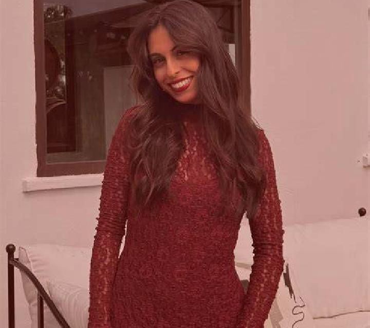 Amanda Anglesola escort
