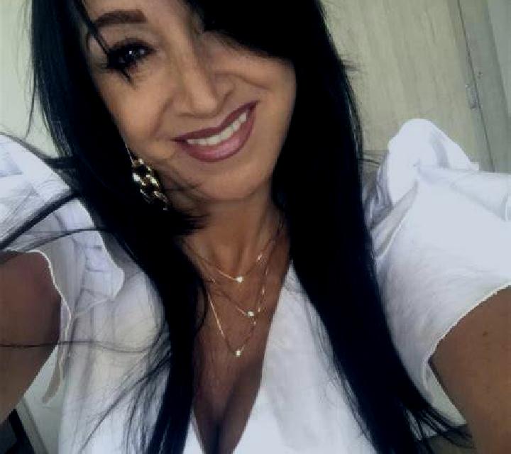 Amaya Valdezarza escort