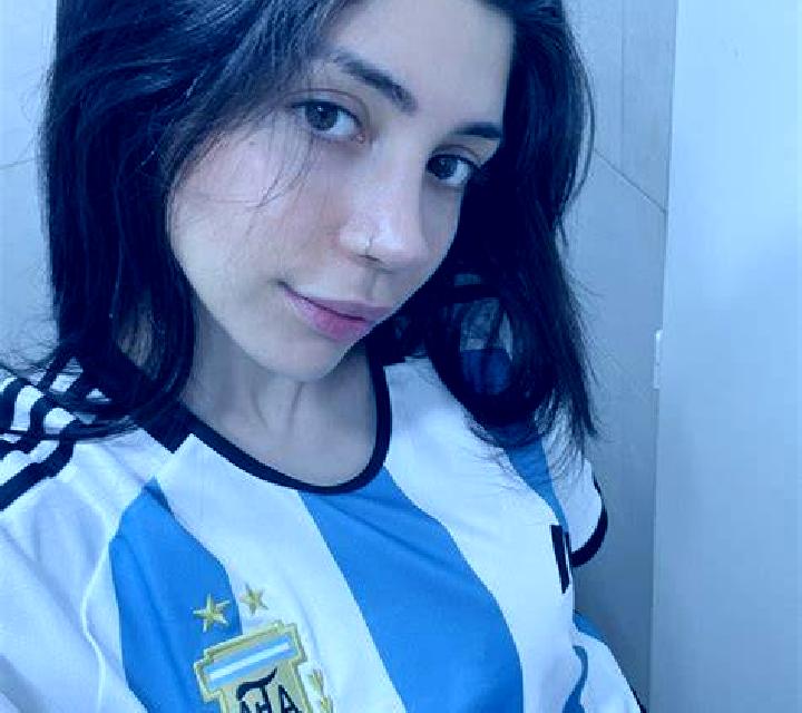 Andrea Sangueesa/Zangoza escort