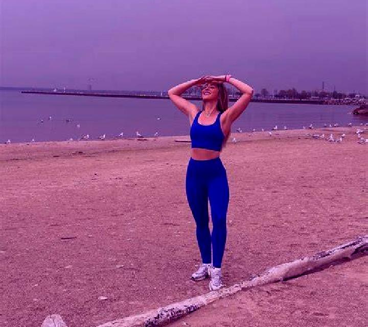 Antonella Baells escort