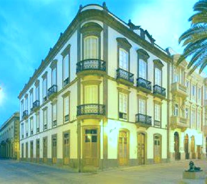 Antonella Molacillos escort