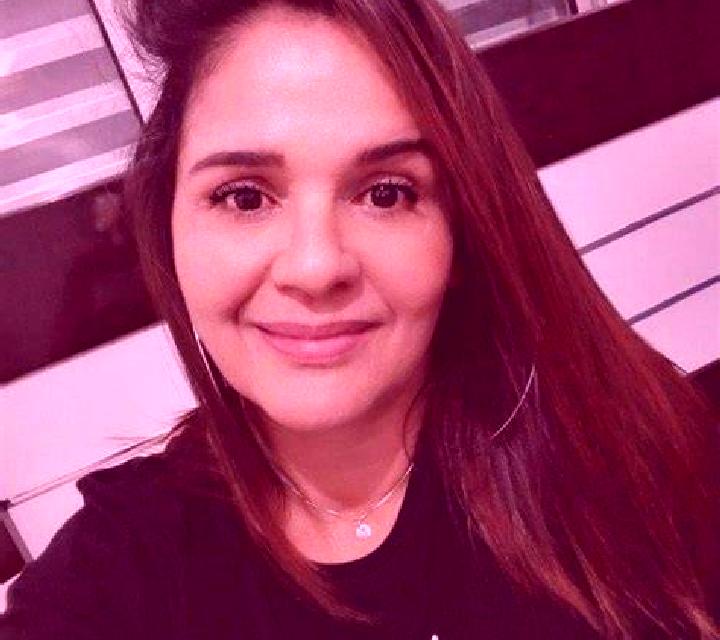Aurora Punta de Mujeres escort