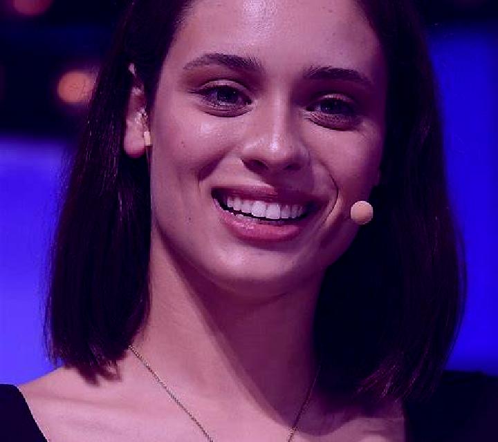 Carmen 3 Albesa escort