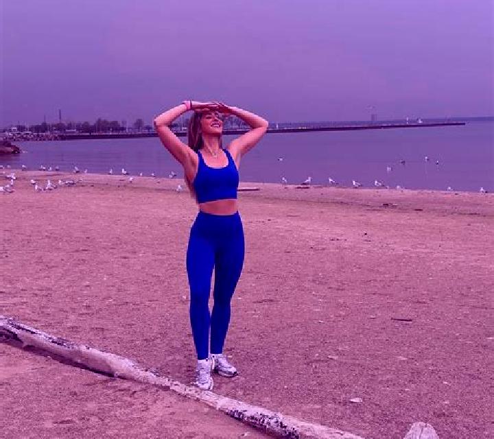 Carmen 3 Destriana escort