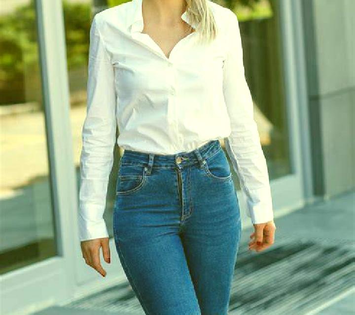 Cielo Manzaneda escort