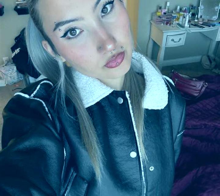 Claudia 3 Alpera escort