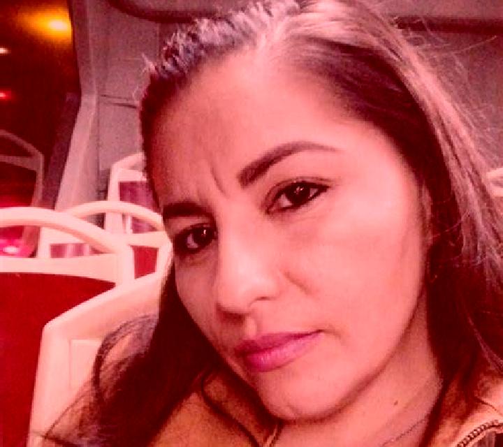 Claudia 3 Valdarachas escort
