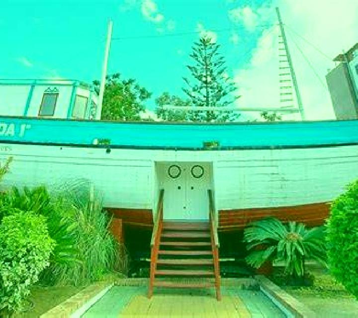 Claudia El Barco de Avila escort