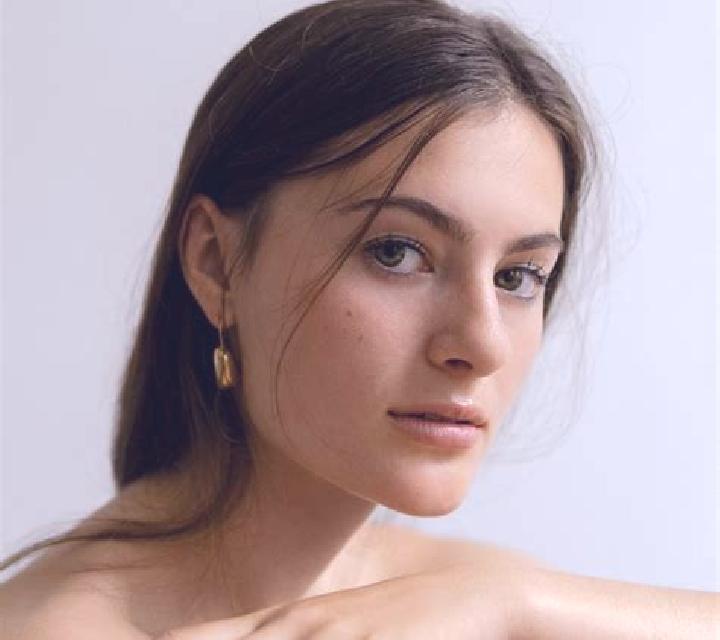 Claudia Valdemorillo escort