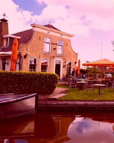 Cristina Alora escort