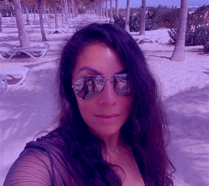 Cristina Moncloa-Aravaca escort