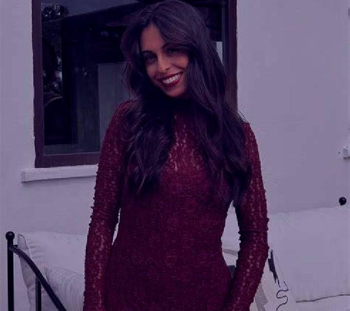 Daniela 3 Chilluevar escort