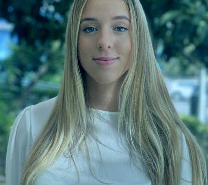 Daniela Manresa escort
