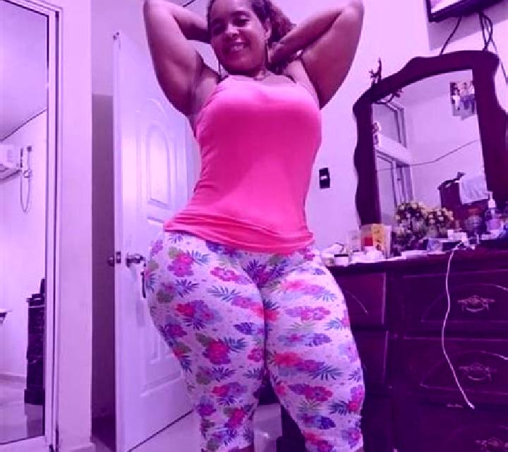 Elena 2 Saldon escort