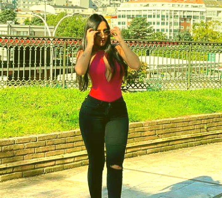 Elena Ciria escort