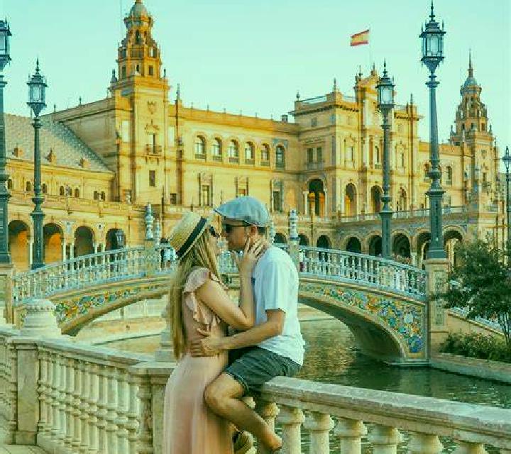 Elena Tavertet escort