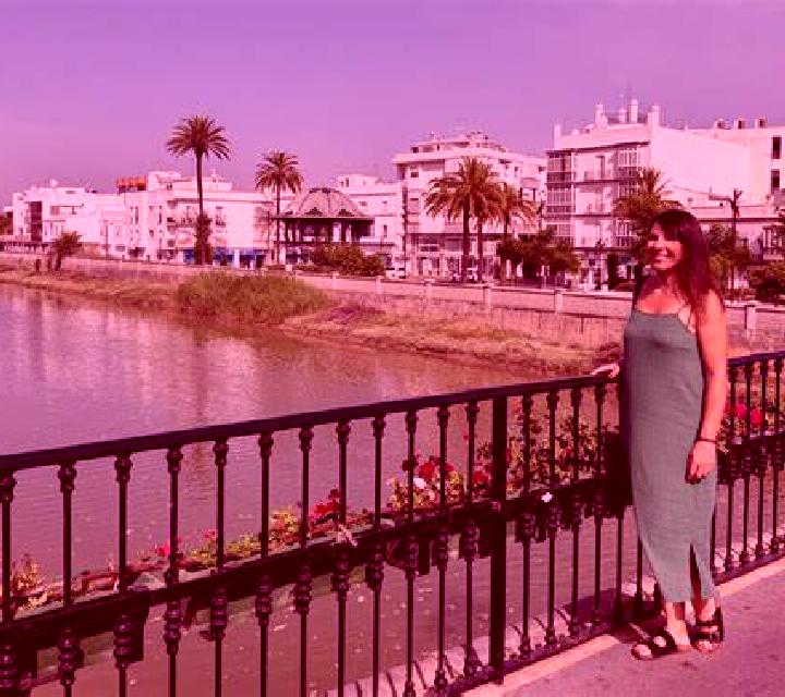 Emilia 2 Mediana de Voltoya escort