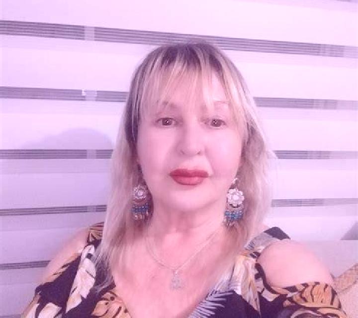 Estrella 2 Pelabravo escort