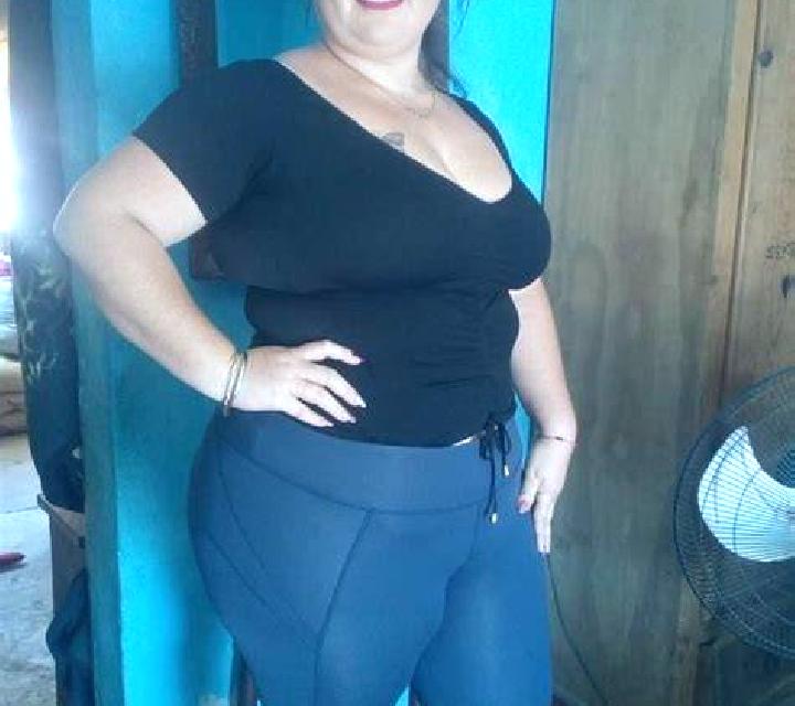 Gabriela 3 Oreja escort
