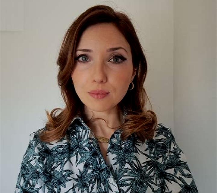 Giulia 2 Das escort