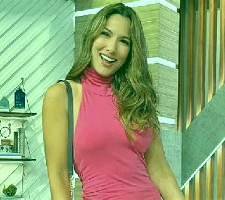 Giulia 2 Lumpiaque escort