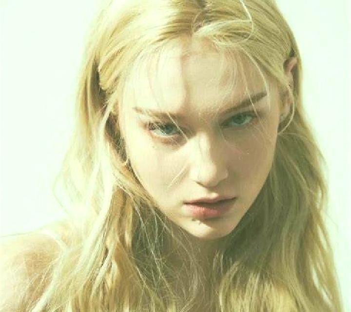 Giulia Matet escort