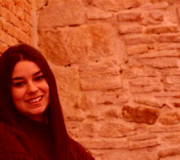 Giulia Torrebesses escort