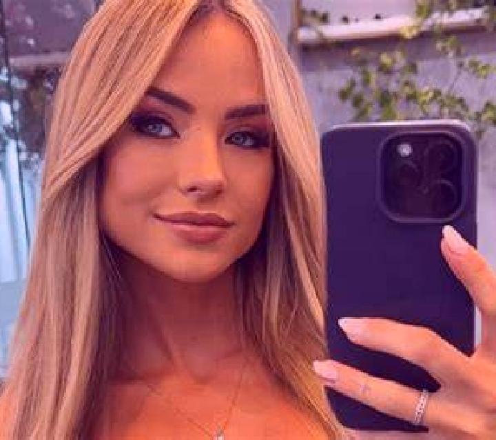Isabela 3 Valdeande escort