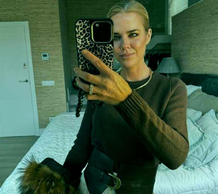 Josefina 2 Tobed escort