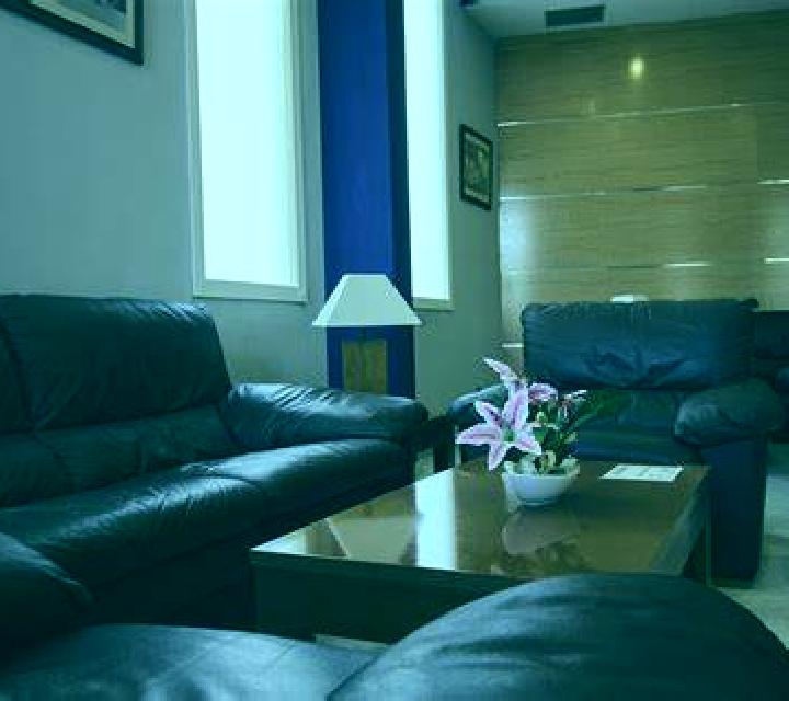 Josefina Arganza escort