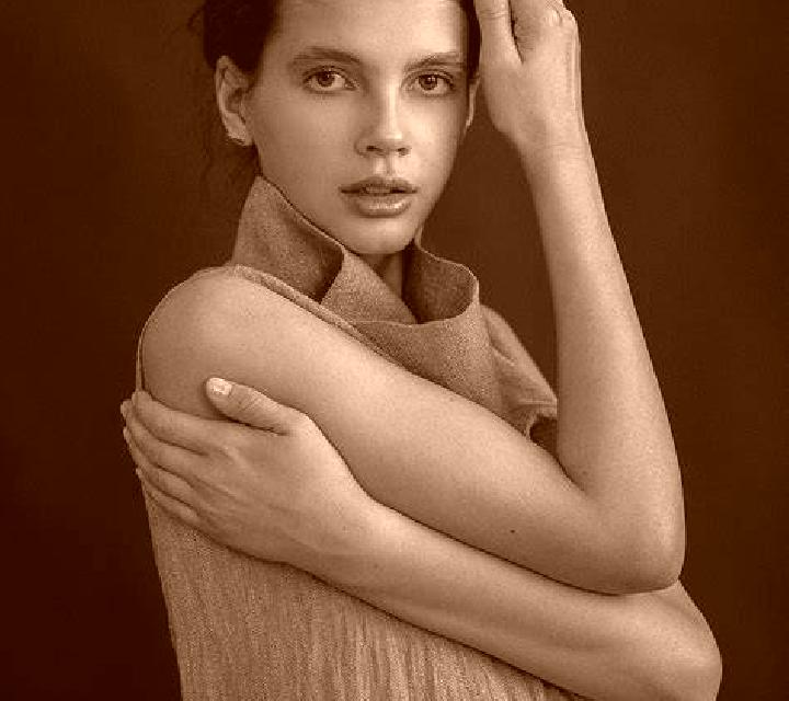 Julia 2 Pedro Martinez escort