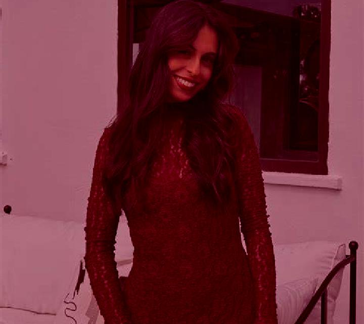 Julia 2 Riodeva escort