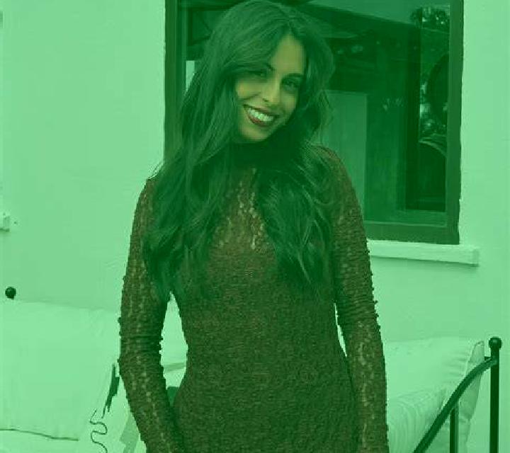 Julia Albendea escort