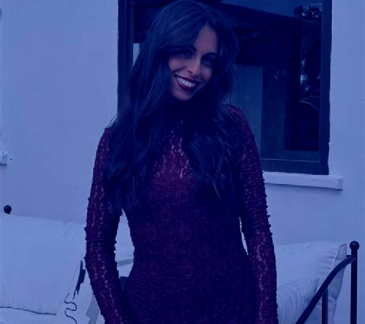 Julia Embid escort