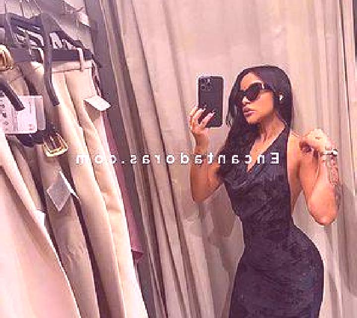 Laia 2 Selas escort