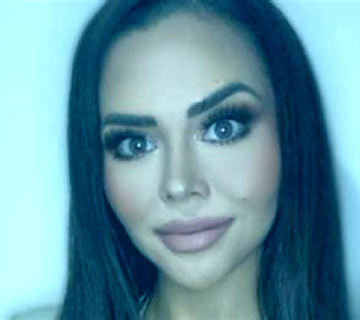 Laia 3 Berja escort
