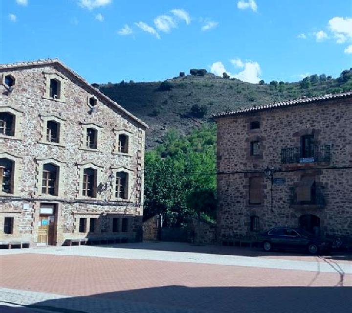 Laia 3 Patones escort