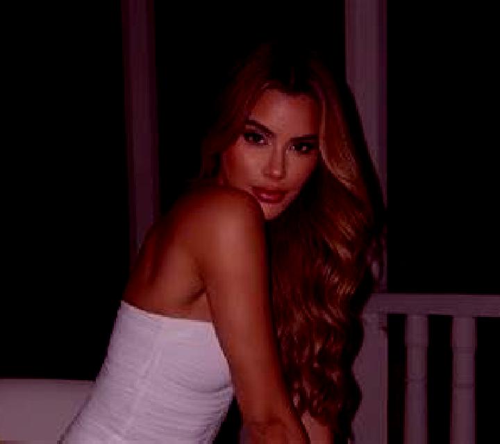 Laia Dios le Guarde escort
