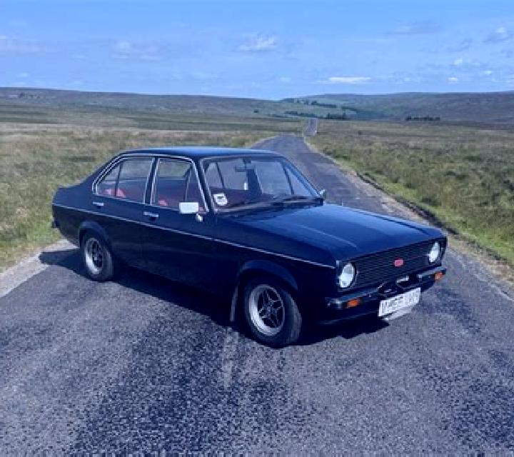 Lola 2 Azuebar escort