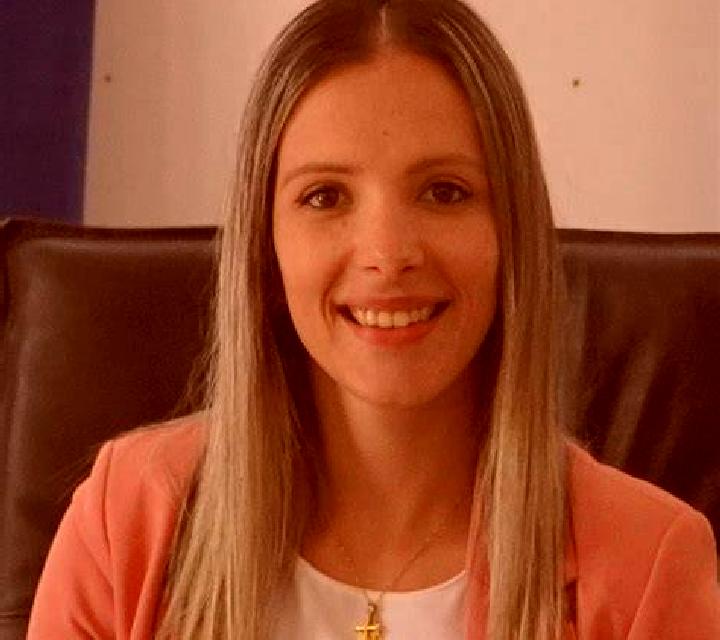Lola 2 Sinarcas escort