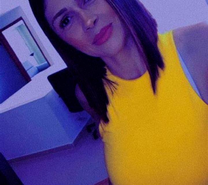 Lola 3 Adzaneta escort