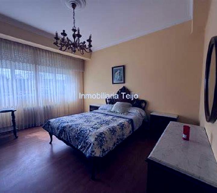 Lola 3 Arquillos escort