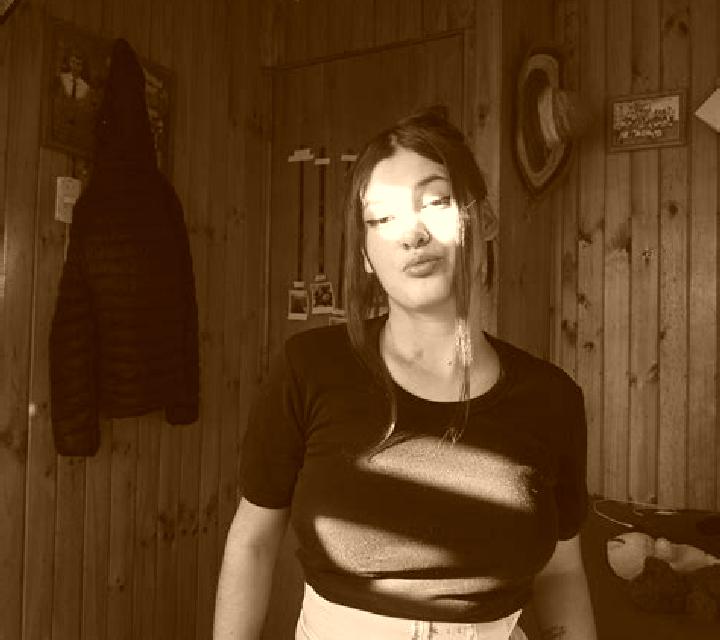 Luna 3 Tavernes de la Valldigna escort